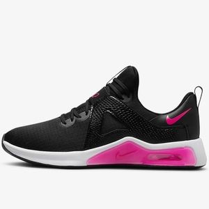 Women’s nikes